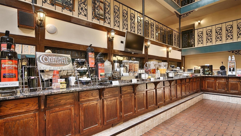 Imagen del bar/restaurante del Hotel Royal Suites, Baton Rouge. Foto 8