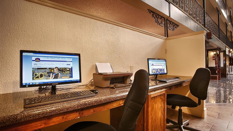 Imagen de los interiores del Hotel Royal Suites, Baton Rouge. Foto 16
