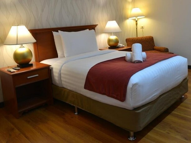 Imagen de la habitación del Hotel Royal Suites Condotel. Foto 6