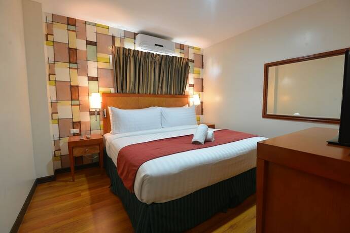 Imagen de la habitación del Hotel Royal Suites Condotel. Foto 9