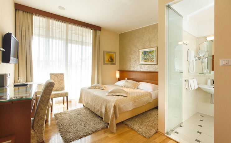 Imagen de la habitación del Hotel Royal Suites, Split. Foto 10