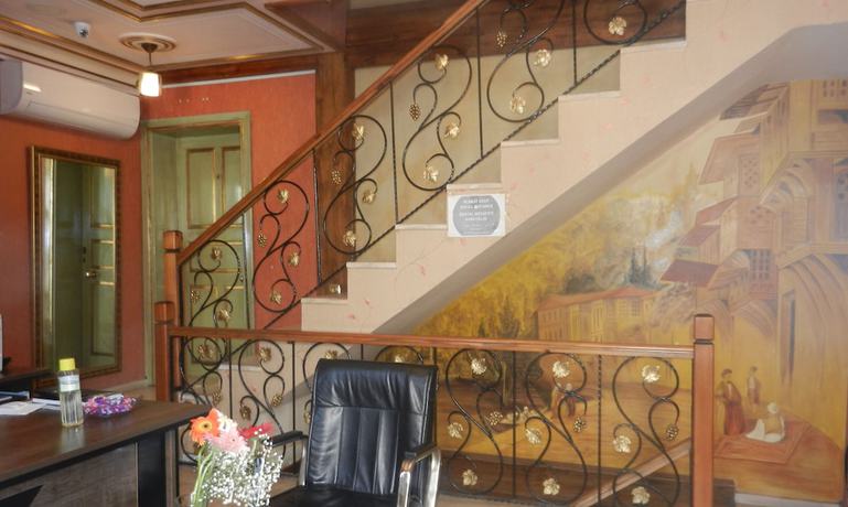 Imagen de los interiores del Hotel Royal Suites Sultanahmet. Foto 18