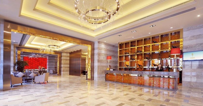 Imagen de los interiores del Hotel Royal Suites and Tower. Foto 13