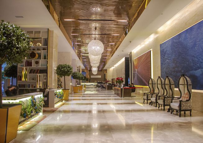 Imagen de los interiores del Hotel Royal Suites at Platinum Kuala Lumpur Bukit Bintang KLCC. Foto 5