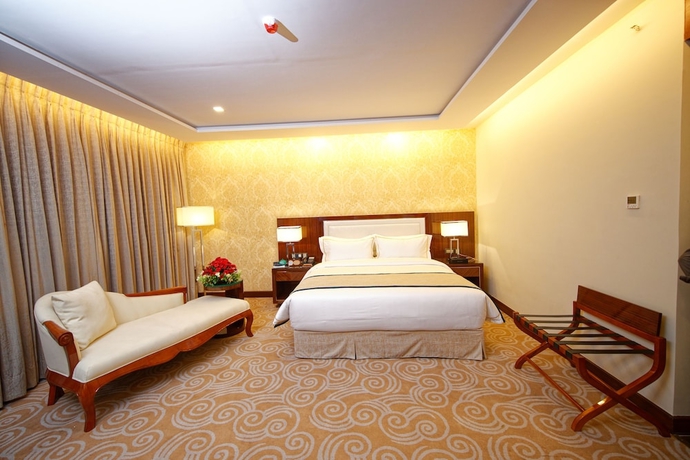 Imagen de la habitación del Hotel Royal Swiss Lahore. Foto 11