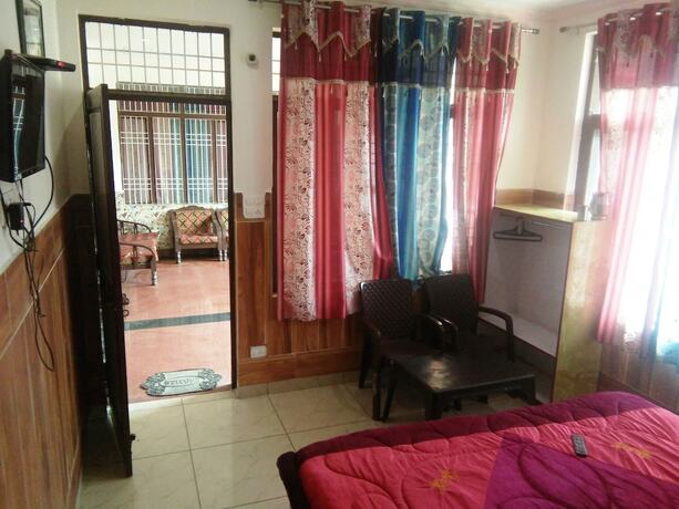 Imagen de la habitación del Hotel Royal Taj. Foto 19