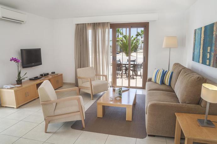 Imagen de la habitación del Hotel Royal Tenerife Country Club. Foto 5
