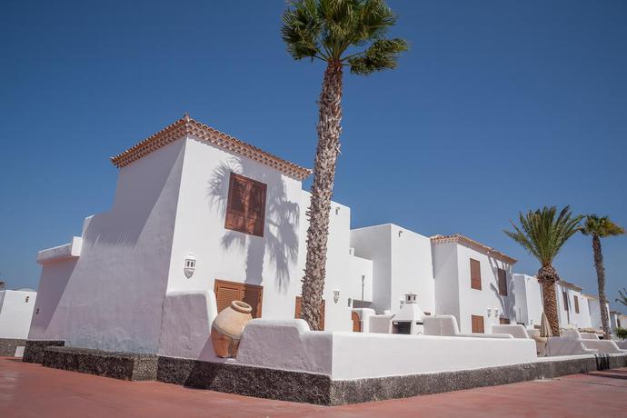 Imagen de los exteriores del Hotel Royal Tenerife Country Club. Foto 13