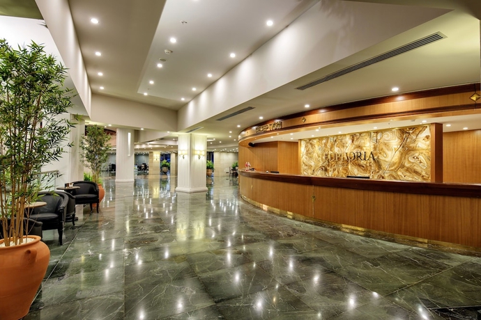 Imagen de los interiores del Hotel Royal Teos Thermal Resort Clinic and Spa - All-inclusive. Foto 16