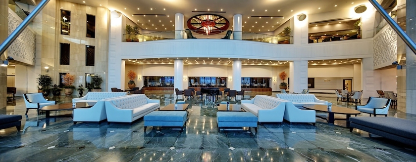 Imagen de los interiores del Hotel Royal Teos Thermal Resort Clinic and Spa - All-inclusive. Foto 17