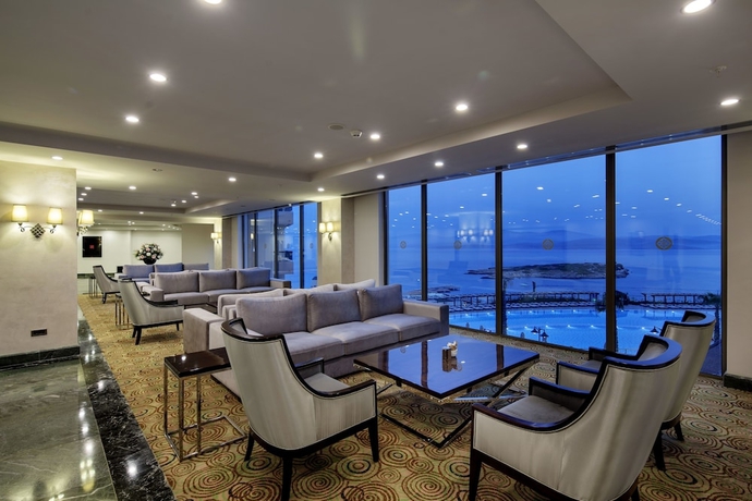 Imagen de los interiores del Hotel Royal Teos Thermal Resort Clinic and Spa - All-inclusive. Foto 18