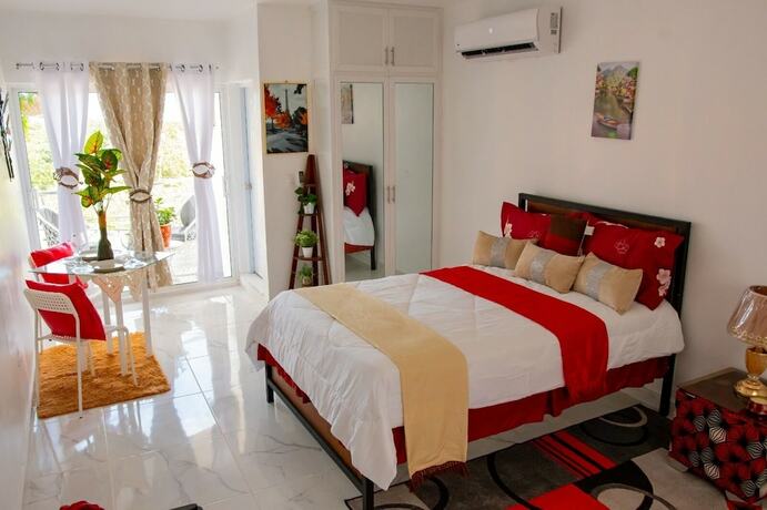 Imagen de la habitación del Hotel Royal Terrace Queen I. Foto 17