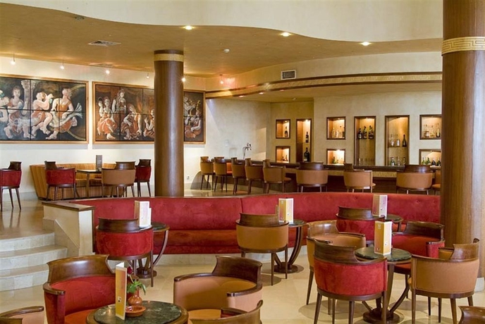 Imagen del bar/restaurante del Hotel Royal Thalassa Monastir. Foto 3
