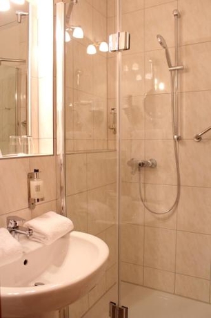 Imagen de la habitación del Hotel Royal, Timmendorfer Strand. Foto 7