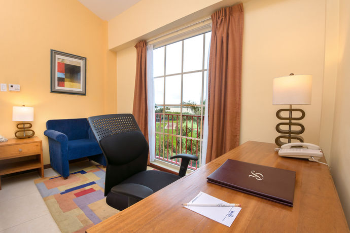 Imagen de los interiores del Hotel Royal Torarica. Foto 15