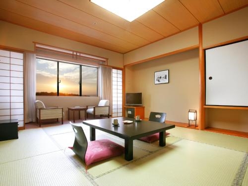 Imagen general del Hotel Royal Toyama Tonami. Foto 4