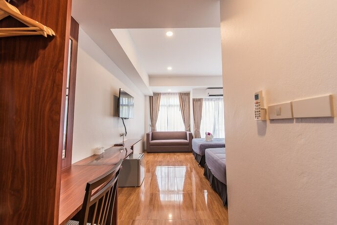 Imagen de la habitación del Hotel Royal Train Garden Resort. Foto 15