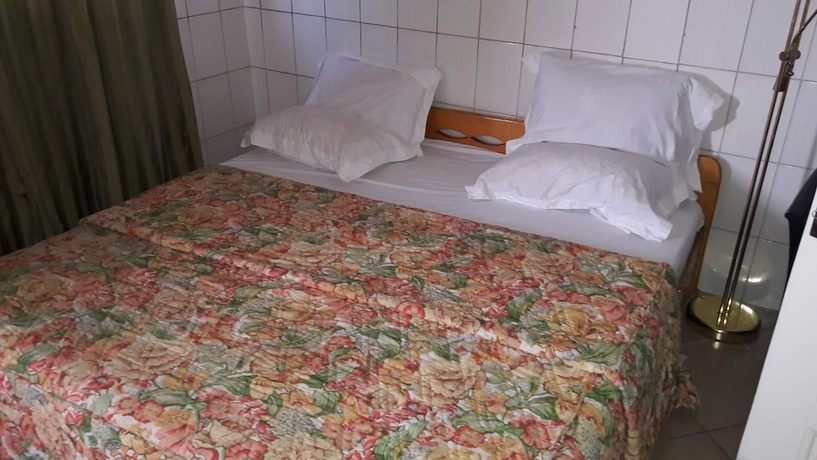Imagen de la habitación del Hotel Royal Triangle Guest House. Foto 7