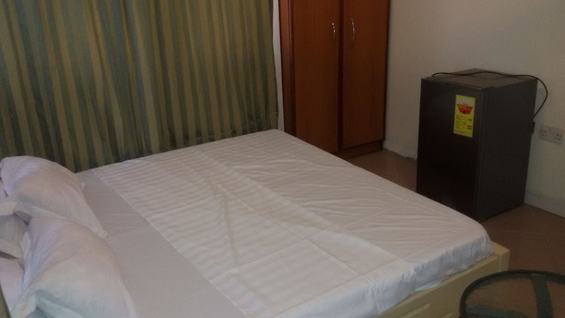 Imagen de la habitación del Hotel Royal Triangle Guest House. Foto 8