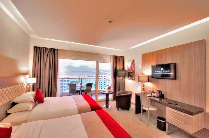 Imagen de la habitación del Hotel Royal Tulip City Center Tanger. Foto 12