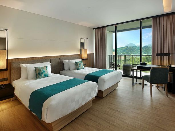Imagen de la habitación del Hotel Royal Tulip Gunung Geulis Resort and Golf. Foto 11