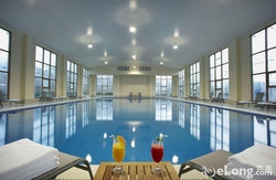 Imagen de la piscina del Hotel Royal Tulip, Zhuanqiao. Foto 8