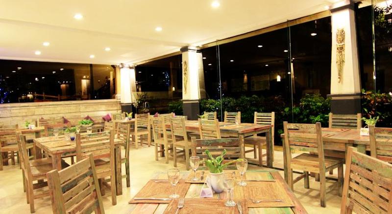 Imagen general del Hotel Royal Tunjung Bali. Foto 11