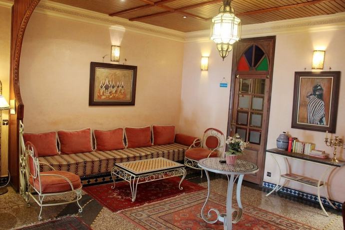 Imagen de los interiores del Hotel Royal, Uchda. Foto 13