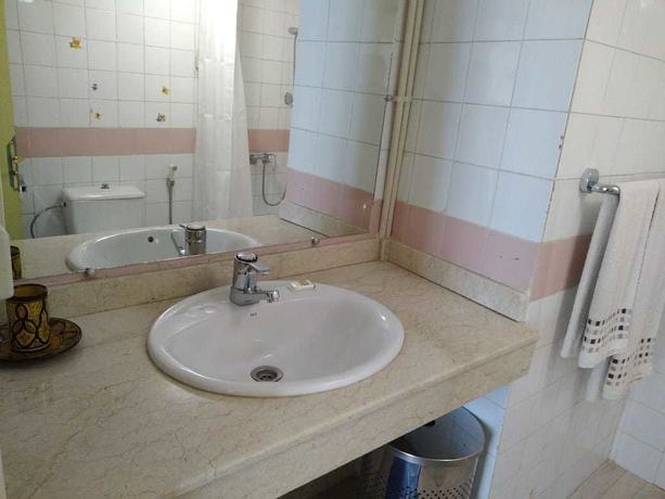 Imagen de la habitación del Hotel Royal, Uchda. Foto 7