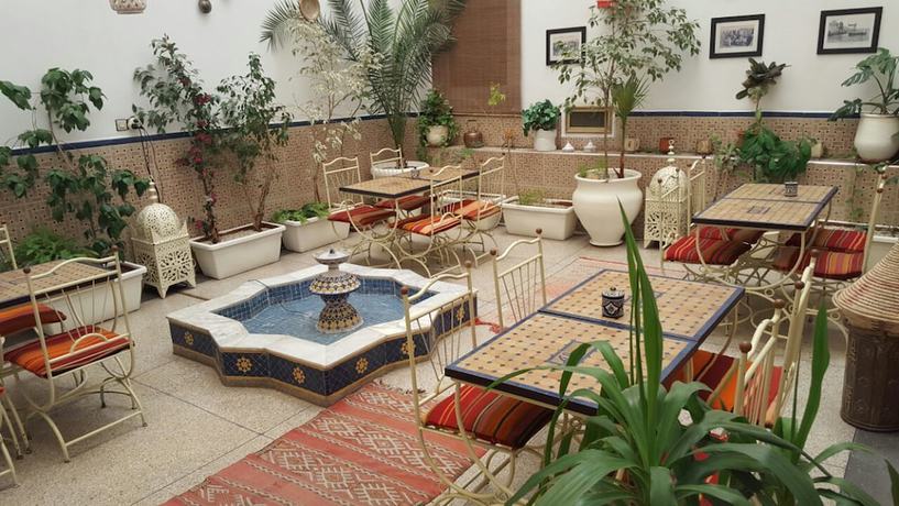 Imagen general del Hotel Royal, Uchda. Foto 1