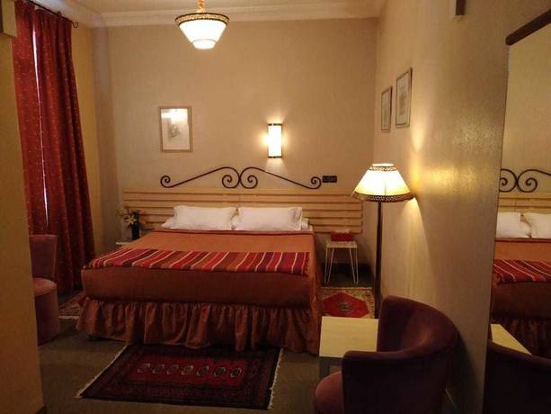 Imagen de la habitación del Hotel Royal, Uchda. Foto 12