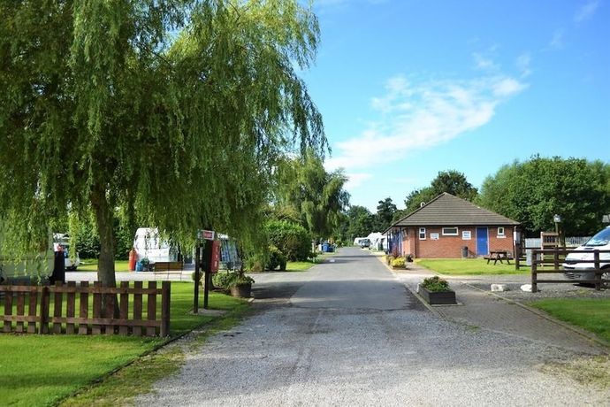 Imagen general del Hotel Royal Umpire Caravan Park. Foto 3
