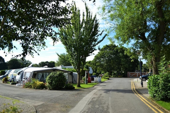 Imagen general del Hotel Royal Umpire Caravan Park. Foto 4