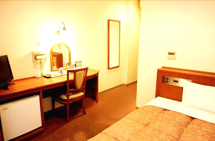 Imagen de la habitación del Hotel Royal Uohachi. Foto 15
