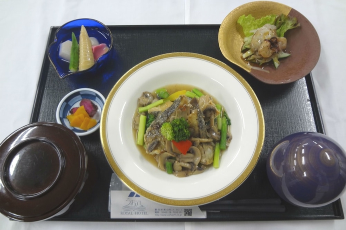 Imagen del bar/restaurante del Hotel Royal Uohachi. Foto 4
