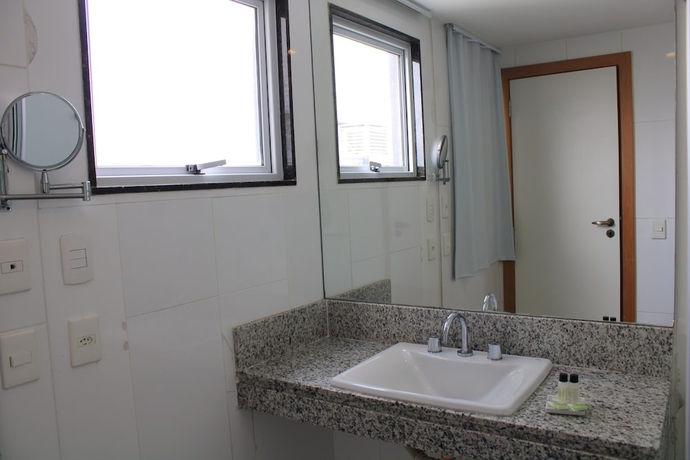 Imagen de la habitación del Hotel Royal Urban Maca&eacute;. Foto 15