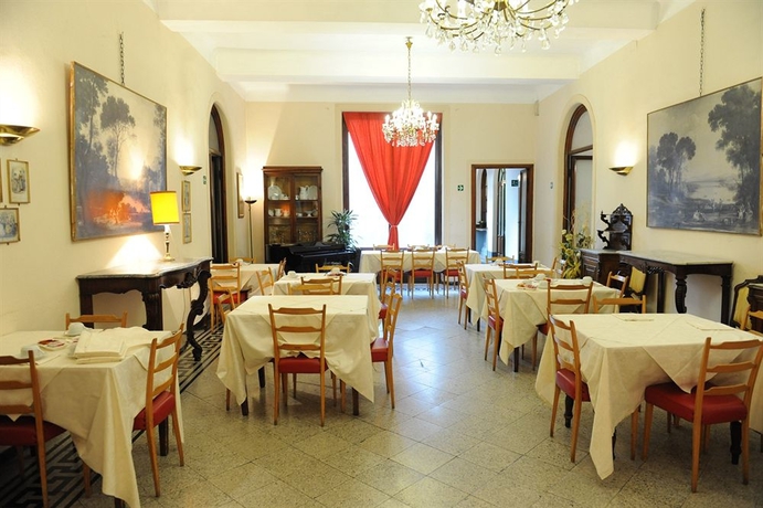 Imagen del bar/restaurante del Hotel Royal Victoria, Pisa. Foto 2