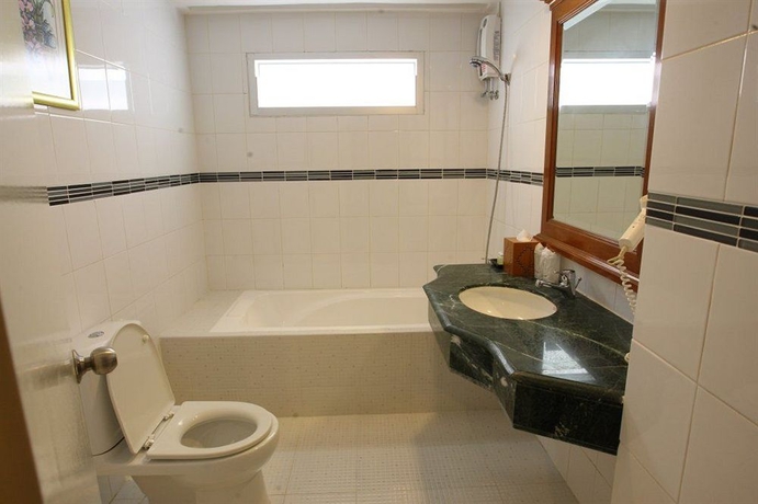 Imagen de la habitación del Hotel Royal View Resort. Foto 7