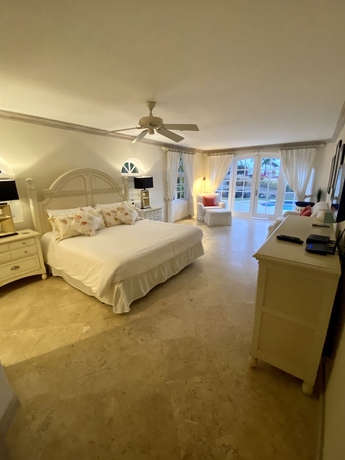 Imagen de la habitación del Hotel Royal Villa 3 By Island Villas. Foto 5