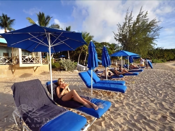 Imagen general del Hotel Royal Villa 3 By Island Villas. Foto 2