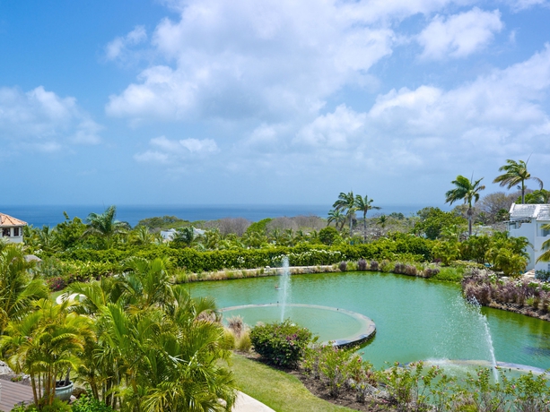 Imagen de los exteriores del Hotel Royal Villa 7. Foto 9