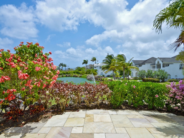 Imagen de los exteriores del Hotel Royal Villa 7. Foto 13