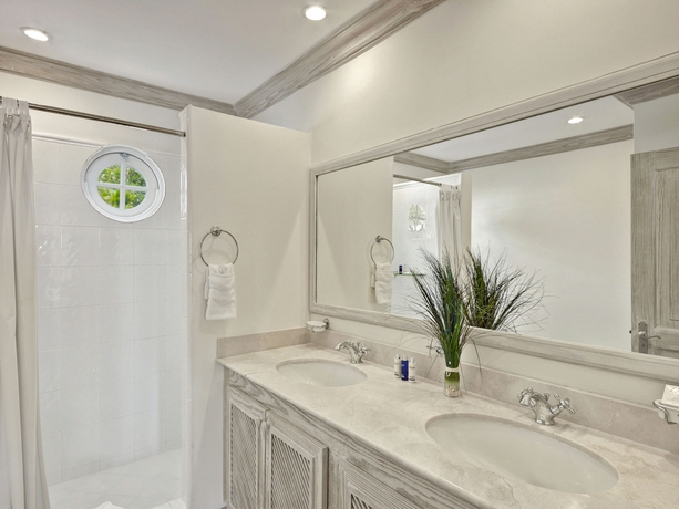 Imagen de la habitación del Hotel Royal Villa 7. Foto 6