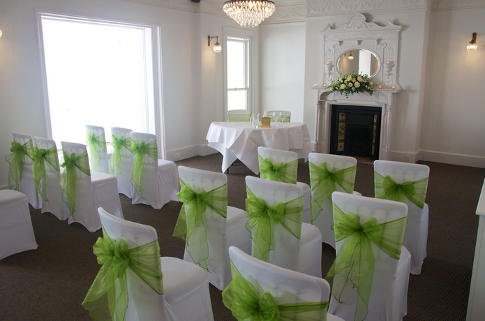 Imagen de los interiores del Hotel Royal Wells. Foto 16