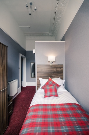 Imagen de la habitación del Hotel Royal West End. Foto 6