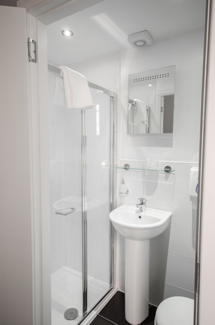 Imagen de la habitación del Hotel Royal West End. Foto 15