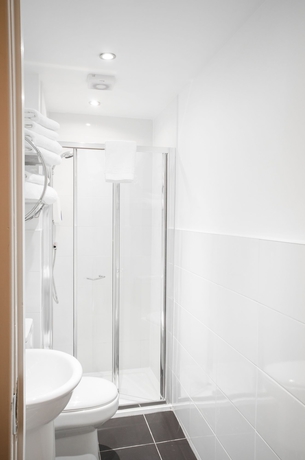 Imagen de la habitación del Hotel Royal West End. Foto 16