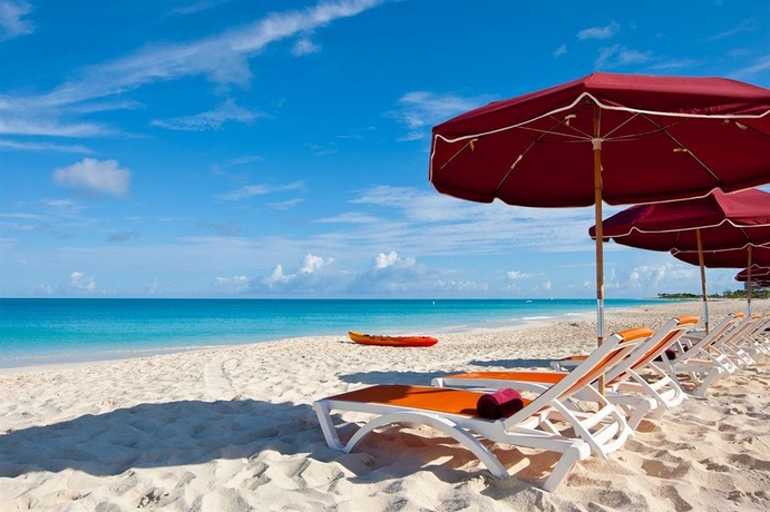 Imagen de los exteriores del Hotel Royal West Indies Resort. Foto 5