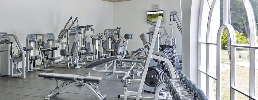 Imagen de los interiores del Hotel Royal Westmoreland Mahogany Drive By Island Villas. Foto 17