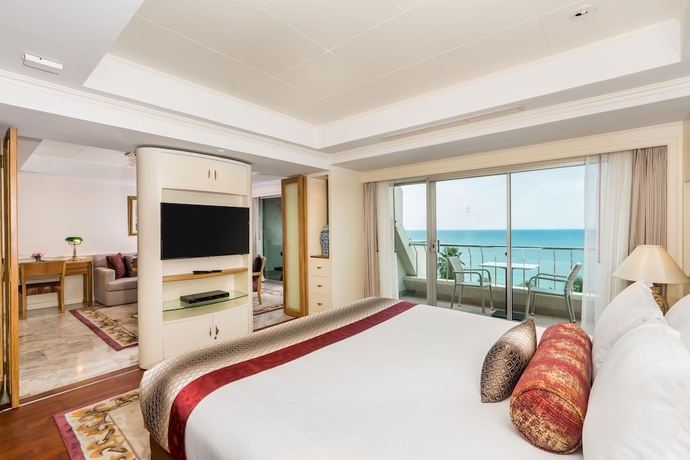 Imagen de la habitación del Hotel Royal Wing Suites and Spa Pattaya. Foto 4